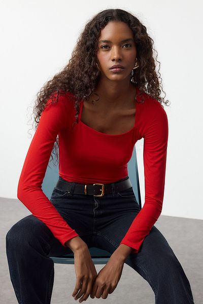 Trendyol Collection Flexible Red Cotton Bodcuta Sitting Blouse - Square Collar, Twoaw24Bz00165
