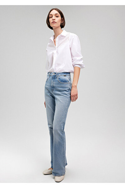 Mavi Dantel Detaylı Beyaz Gömlek Regular Fit / Normal Kesim 1210664-620