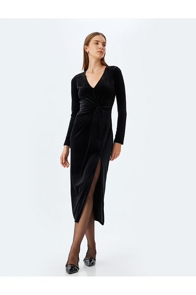 Koton Μακρύ βελούδινο φόρεμα Slim Fit V λαιμόκοψη μακρυμάνικο με λεπτομέρεια με σκίσιμο