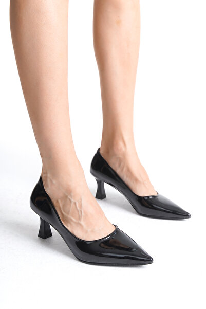 BOBx كعب قصير كعب ستيليتو كعب ستيليتو 6 سم ارتفاع الكعب جلد أسود لامع