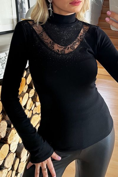 RICH GLAM Γυναικεία μαύρη μπλούζα με μακρυμάνικο λαιμό Crystal Stone Lace Lycra Κομψή άνετη σχεδίαση