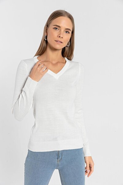 Miss Poem Women's V-Neck Long Sleeve Winter Basic Ecru Knitwear Sweater