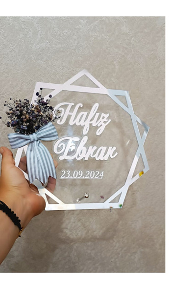 Elzem Ahşap Masaüstü İsimlik - 25 cm Çap Şeffaf Pleksi,  Gold/Gümüş Çerçeveli...