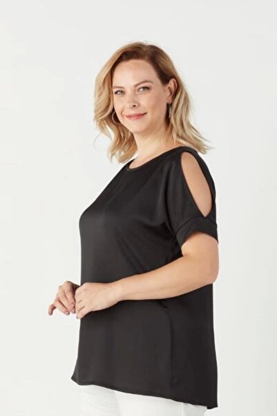 Moda Berray 3235 Açık Omuz Detaylı Saten Büyük Beden Şık Bluz Siyah