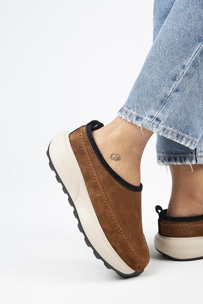 Manijero Adela Women's Genuine Leather Sabo Tan Slippers
