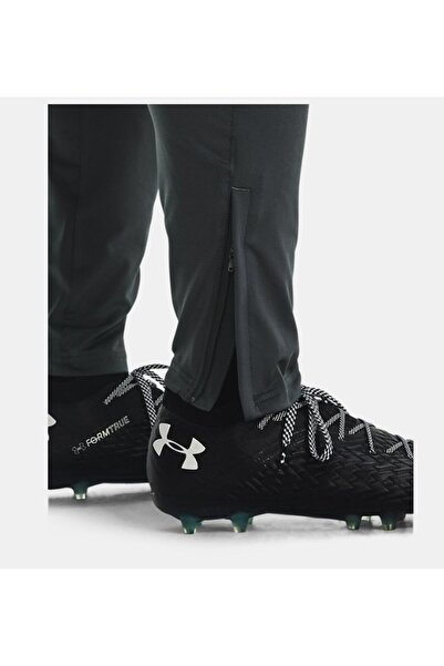 Under Armour Erkek UA Challenger Antrenman Pantolon 1379587-025