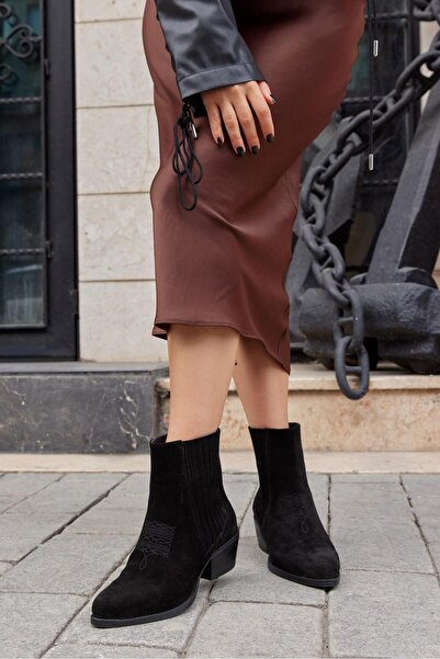 NILUFARR Novella Siyah Süet Hakiki Deri Kısa Topuklu Kadın Bot