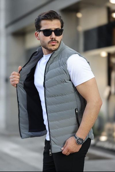 X Pool Hidden Pocket Vest