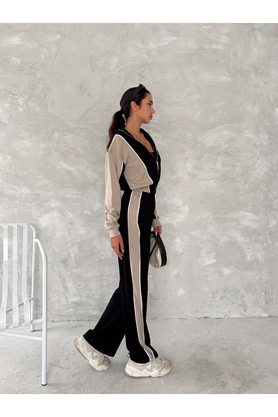 Gugus AYSHO Model Women Trend Σετ αθλητικής φόρμας - όρθιος γιακάς, φερμουάρ, φαρδιά πόδια και λεπτομέρεια με ρίγες