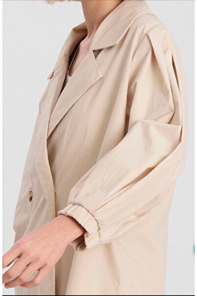 Genel Markalar Kadın Oversize Kruvaze Yaka Balon Kol Düğmeli Taş Rengi Trençkot