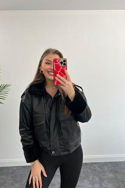 GM Butikk Black Women's Premium Leather Coat with Complete Silk Fur Inside