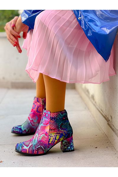 irmona Yilan Leather - Peryrinth Round Toe Boots Bottie