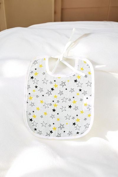 Kentsoylu Organic Muslin Star Pattern Bib 28X24 cm