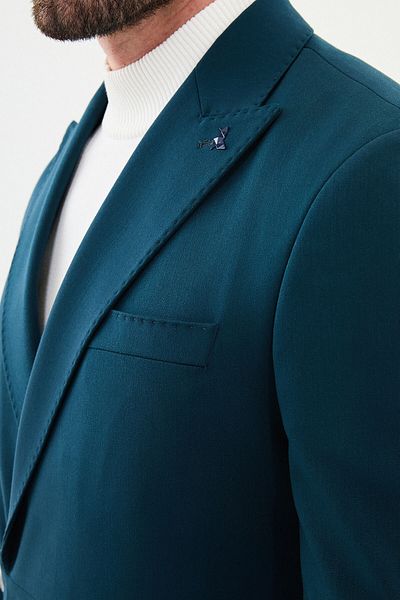 Mcr Pointed Collar Suit Set
