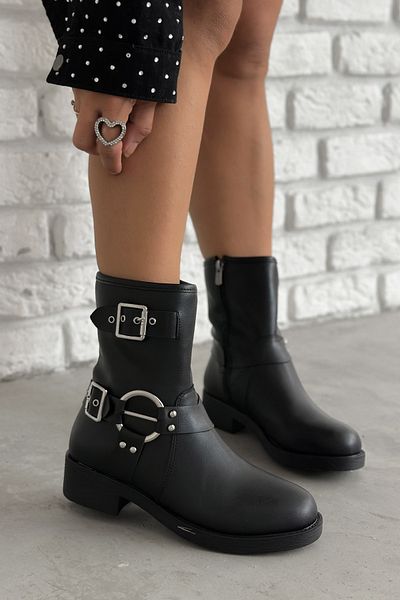 Shoebutik Roll Μαύρες Δερμάτινες Μεταλλικές Πόρπες Λεπτομερείς Γυναικείες Μπότες
