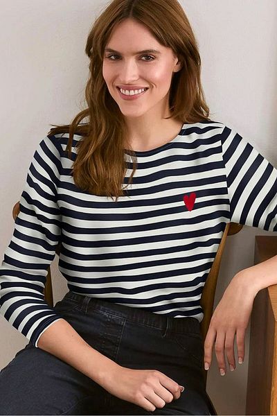Tchibo بلوزة نسائية مخططة بأكمام طويلة وقصّة Slim Fit، لون أزرق داكن