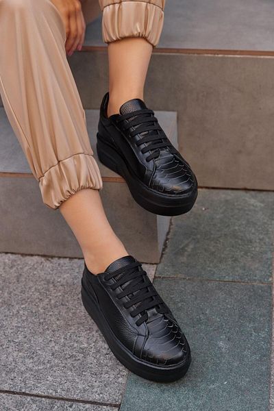 NILUFARR Russi Black Genuine Leather Women's Sneakers