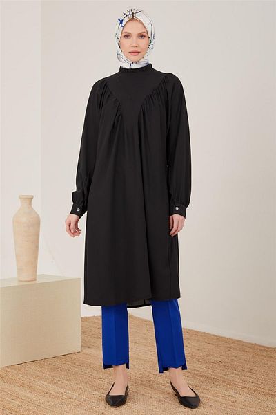 Armine Black Tunic - Gathered Front and Robe, Model 23Y4451