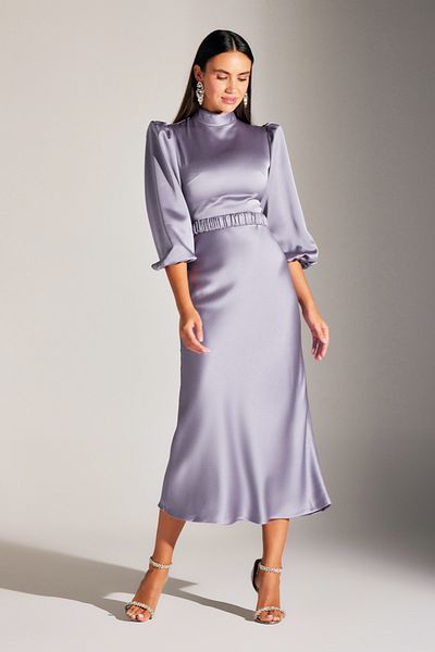 BETTY & SAM BERTHE MADDEN KRAGEN OFFENES LILA KLEID
