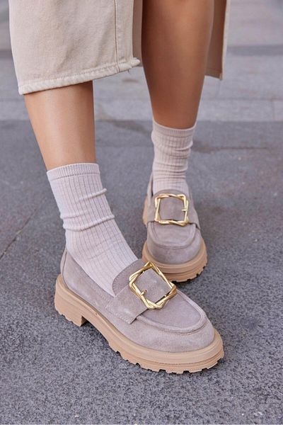 NILUFARR Дамски мокасини Maggie Beige Velvet от естествена кожа със златна катарама