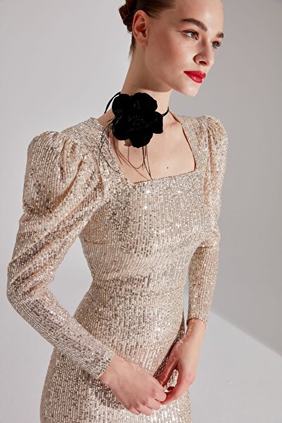 BETTY & SAM ANJAA Işıltılı DORE Kare Yaka Balık Gece Elbisesi