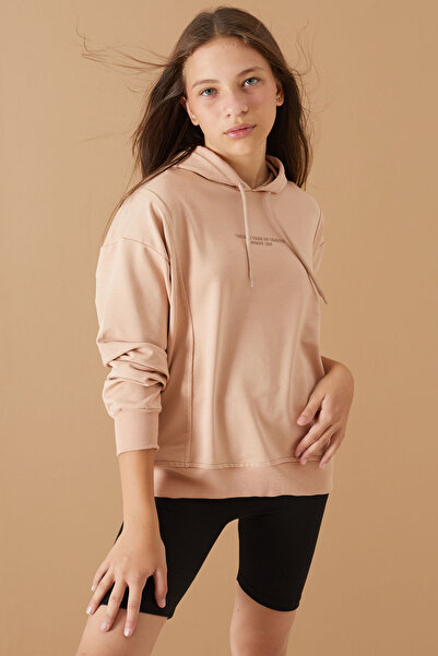 Cansın Mini Bej Kabartmalı Yazılı Kapüşonlu Kız Çocuk Sweatshirt 19302