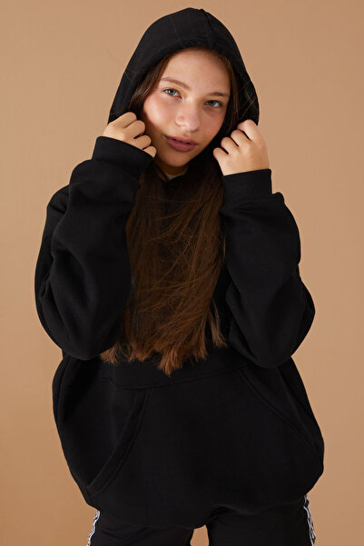 Cansın Mini Kız Çocuk Siyah Basic Uzun Kol Şardonlu Kapüşonlu Sweatshirt 19185