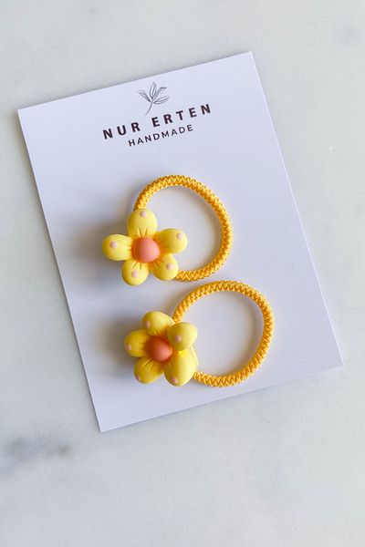 By Nur Erten مشبك مطاطي للفتيات