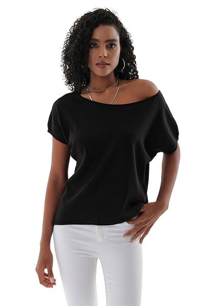 CHUBA Tricot subțire din bumbac, cu gât cu barca, cu potrivire largă, negru 23s1018