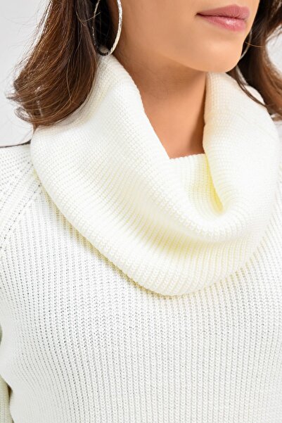 CHUBA Women's Ecru Degaje Turtleneck Short Thessaloniki Knitwear Sweater 20w106