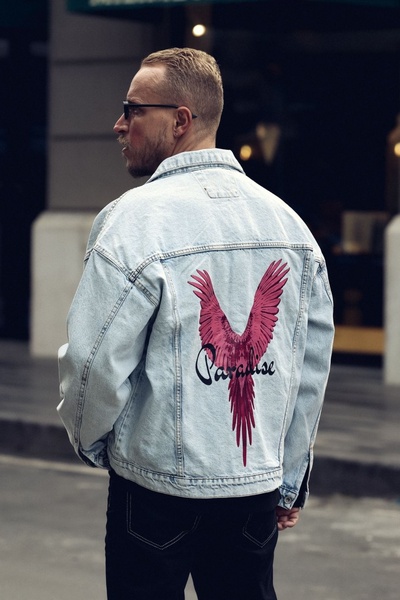 MADZEYMODA Men's Oversize Mold Back Printed Light Blue Jean Jeans Jacket