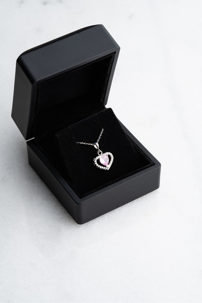 Silvano Jewelry 925 Ayar Gümüş Işıklı Kutu Pembe Taşlı Kalp Kolye