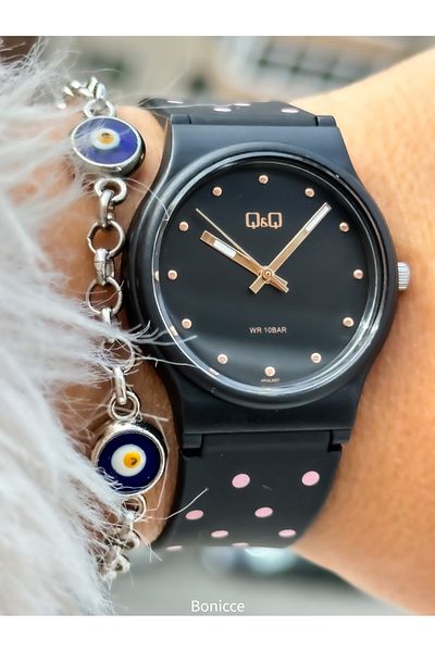 Q&Q 10 Bar Waterproof Black Silicone Cord - Polka Dot Women's Wristwatch and Bracelet Set