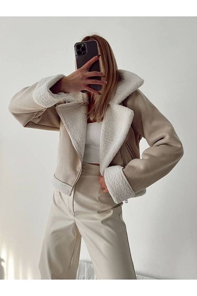 Afiş Butik PALTON CROP din piele intoarsa PREMIUM INTERIOR PLUS