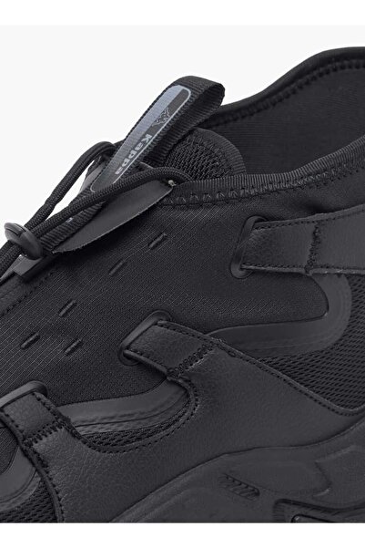 Kappa Men's Panelled Sports Shoes with Cord Lock Closure