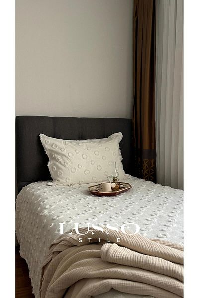lusso stile Pompom Ecru Single Bedspread - 180X250 Single Pillow