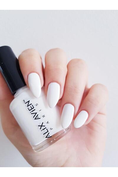 Alix Avien Süt Beyaz Oje 02 - Yüksek Pigmentli Uzun Süreli Kalıcılık Hızlı Kuruma - Nail Lacquer 02