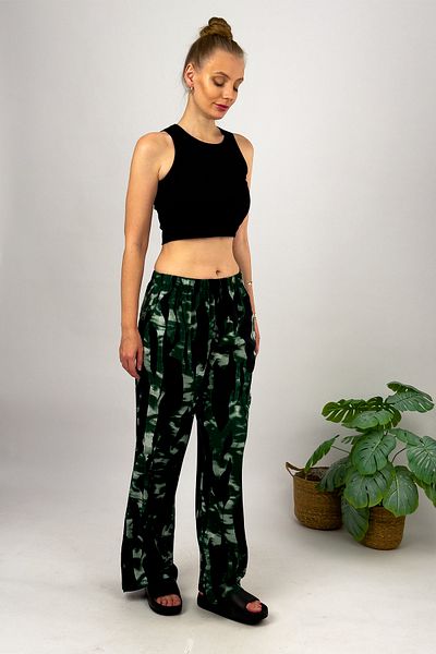 Betimoda Green Oversize Palazzo Pants - Soft Viscose with Pockets and Pattern