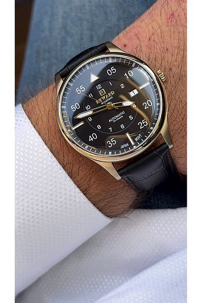 Reward Brand Automatic Wristwatch