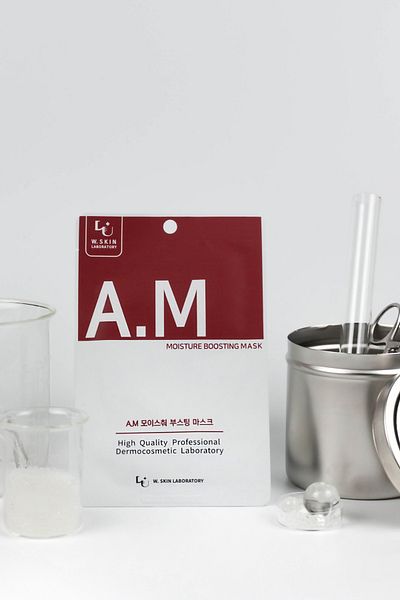 W. Skin Laboratory A.M Moisture Boosting Mask Intensive Moisturizing Repairing Nourishing Plant Extract Mask 22 ml