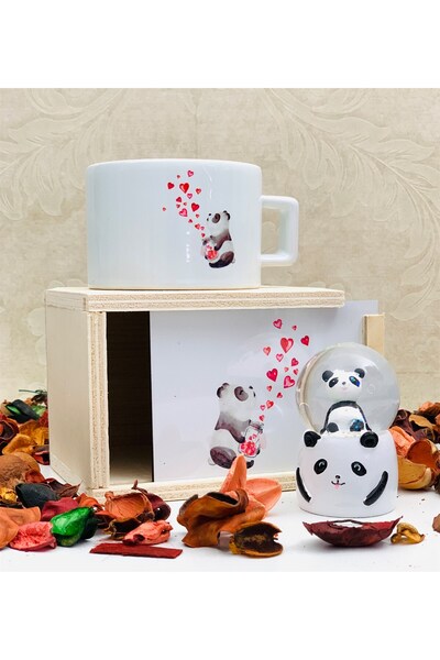 Gift Moda Panda Tasarımlı Kutulu Kupa Ve Mini Kar Küresi