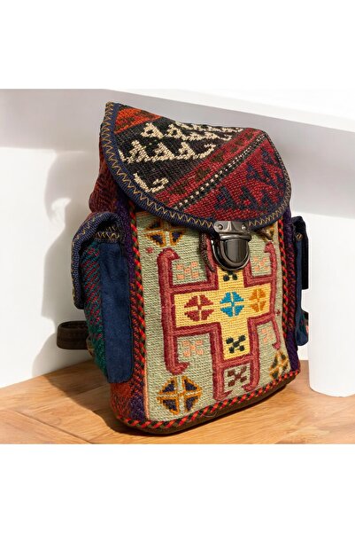 MODA Woven Ethnic Rug Patterned Medium Backpack