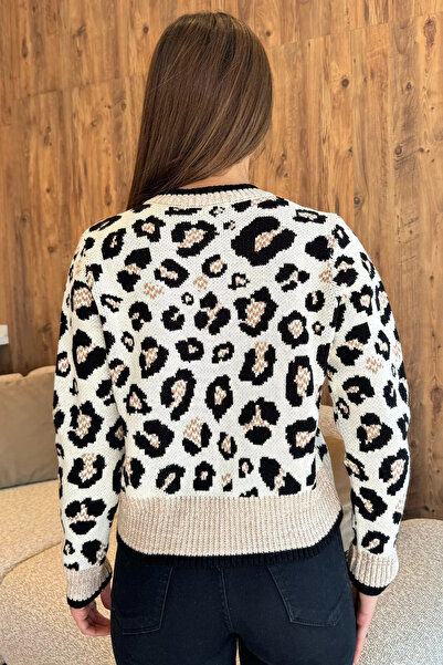 GÜLSELİ Черно и кремаво трикотажно яке с леопардови шарки и детайли