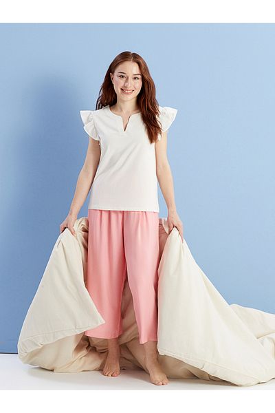 LC Waikiki Petite Leak Collar Plain Short Sleeve Women's Capri Pajamas Set