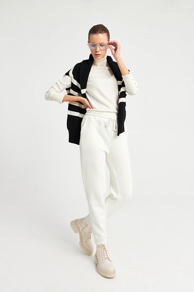 Ecrou Women's Ecru Jogger Knitted Trousers