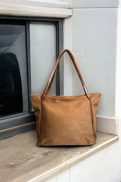 BAHELS Γυναικεία τσάντα ώμου από μαλακό δέρμα Camel Suede