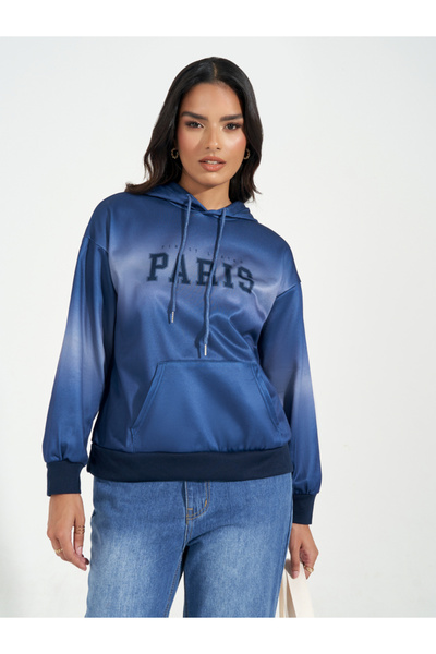 Styli هودي بطبعة باريس بقصّة عادية