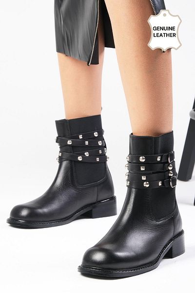 Mio Gusto Genuine Leather Black Color Blunt Toe Women's Elastic Biker Boots