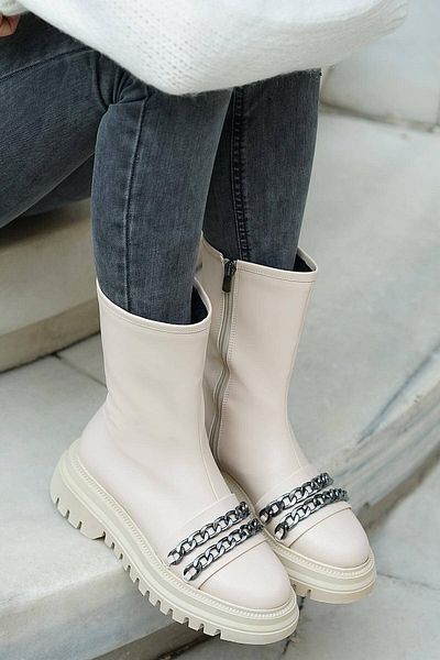Mio Gusto Beige Chain Women's Boots