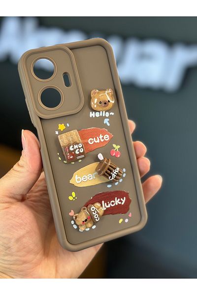 Fibaks جراب متوافق مع هاتف Realme C55 مصمم بنمط حماية للكاميرا على شكل دمية دب بني اللون غطاء سيليكون ناعم